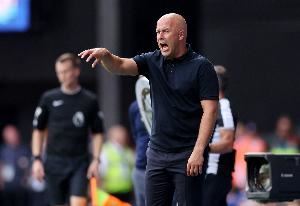 斯洛特：利物浦中卫位置没问题 为留住上赛季续约球员感到高兴