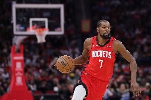 杜兰特谈火箭23失误：我有8次 我必须做得更好 这也会带动其他人